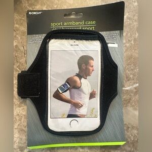 NWT E-Circuit Sport Armband Phone Case - Black